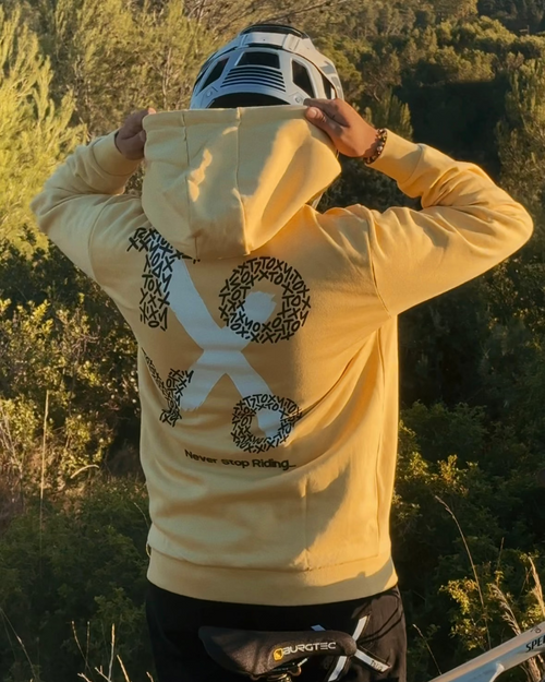Sweat Jaune Never Stop Riding ToXyo
